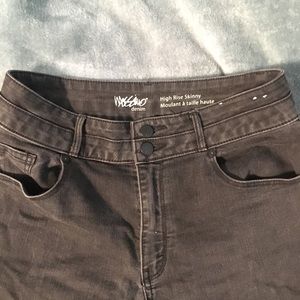 Mossimo Black High Waisted Denim Jeans!